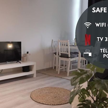 Saafeplace-4Pers-Wifi-Keybox-24Sur7 Етамп Екстер'єр фото